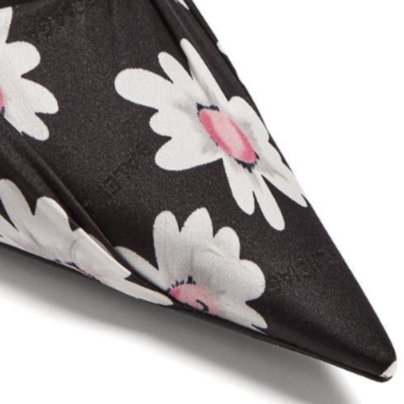 Balenciaga - Floral KnifeSingback Flats NWT - Picture 2 of 4